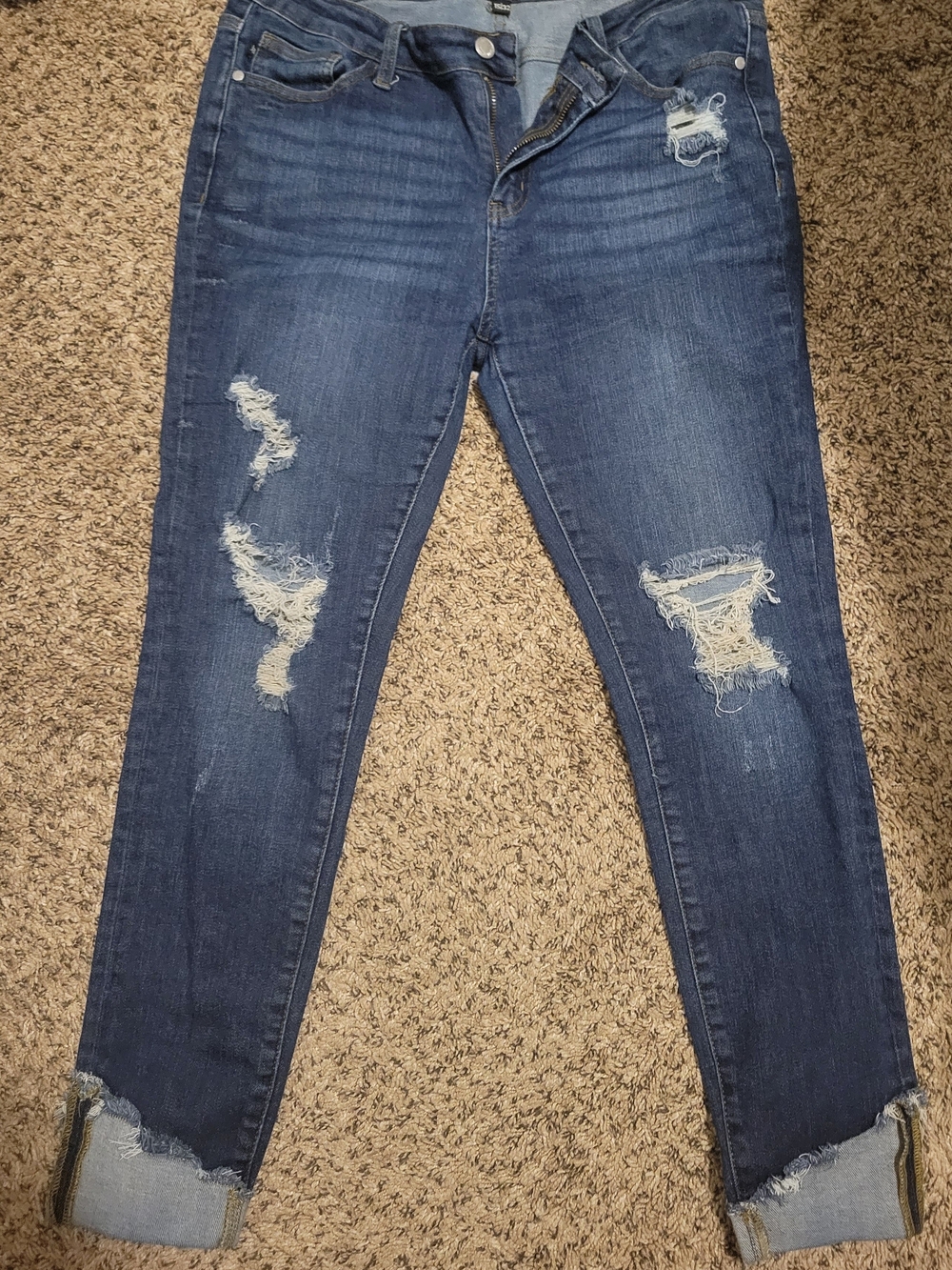 Judy Blue Distressed Mid/Dark Blue Ankle Crop Jeans